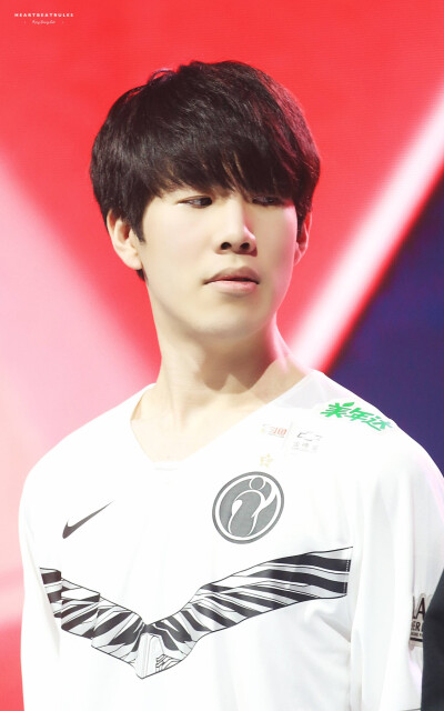 数据里程碑：Xiaohu达成LPL出场900次成就