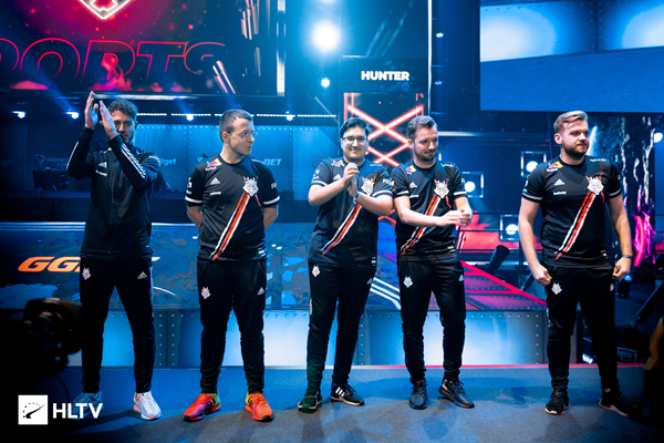 TES公布大名单：三位上单选手两位打野选手轮换